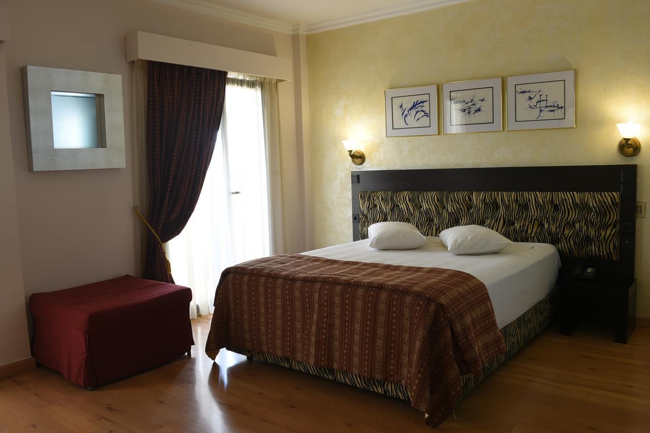 Villa Orion Hotel Афины Экстерьер фото